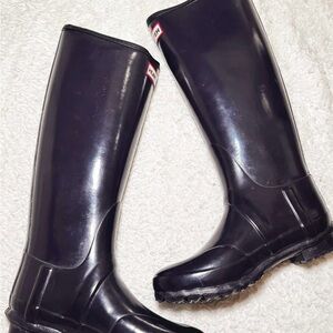 Hunter Classic Black Rain Boots